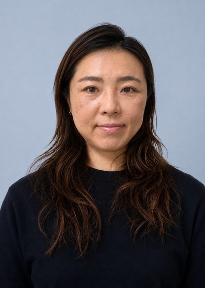 新井 麻月
